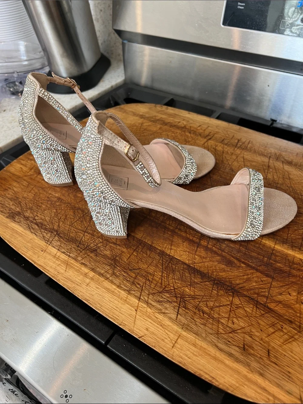 💎 DB Studio Silver Rhinestone Ankle Strap Block Heels Size 10 👡